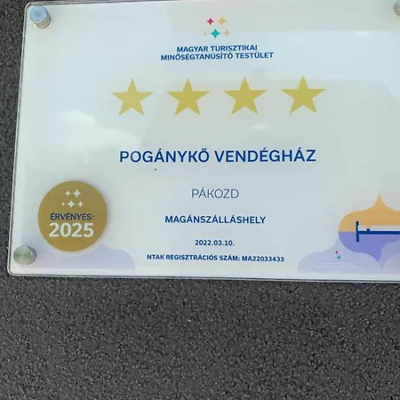 Apartment Poganyko Vendeghaz 1 Pakozd